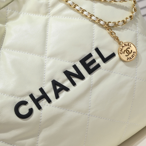 シャネルバッグ素材ディテール